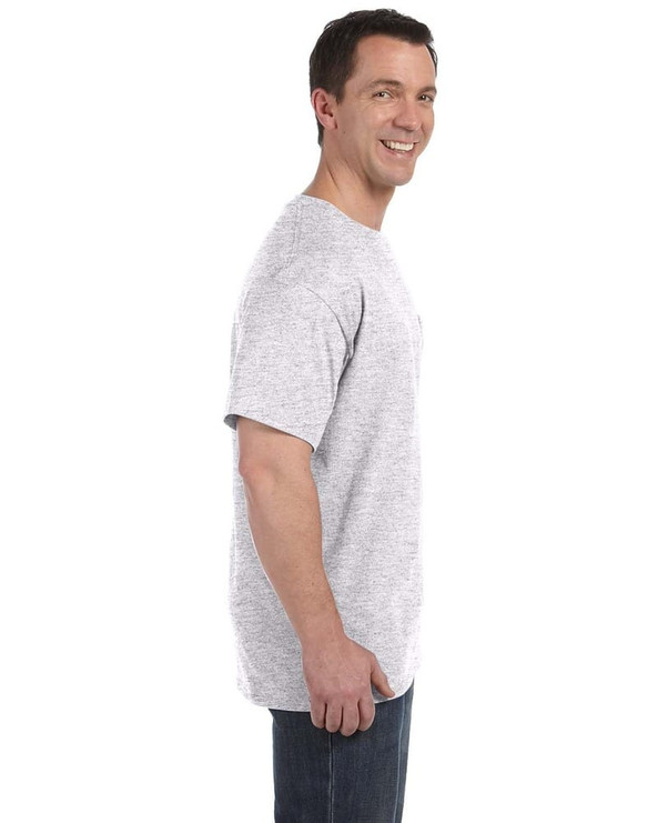 Hanes 5590 - Camiseta con bolsillo