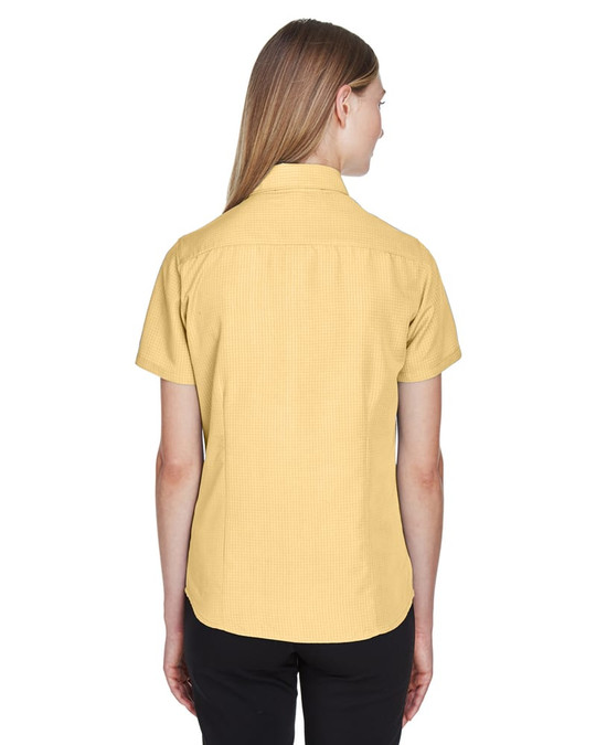 Harriton M560W - Camisa de Campamento Texturizada para Damas Barbados