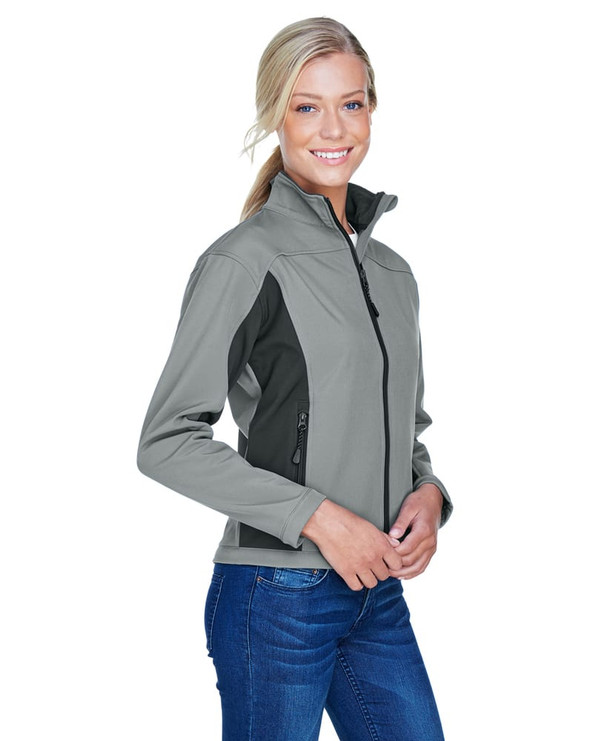 Devon & Jones D997W - Chaqueta Soft Shell Colorblock para mujer