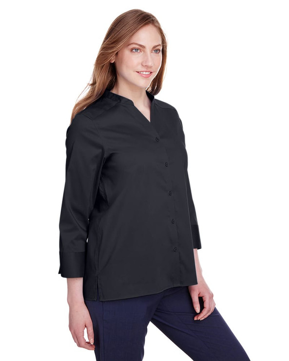Devon & Jones DG560W - Ladies Crown  Collection Stretch Broadcloth 3/4 Sleeve Blouse