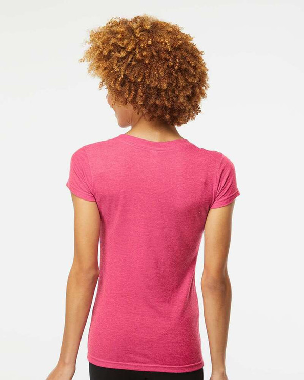 M&O 3542 - T-shirt à col en V en mélange de luxe pour femmes