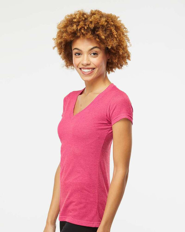 M&O 3542 - T-shirt à col en V en mélange de luxe pour femmes