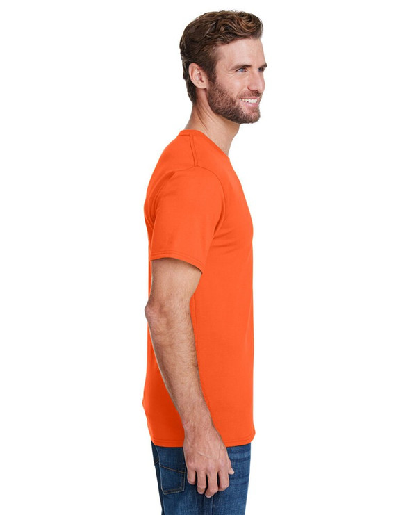 Hanes W110 - Adult Workwear Pocket T-Shirt