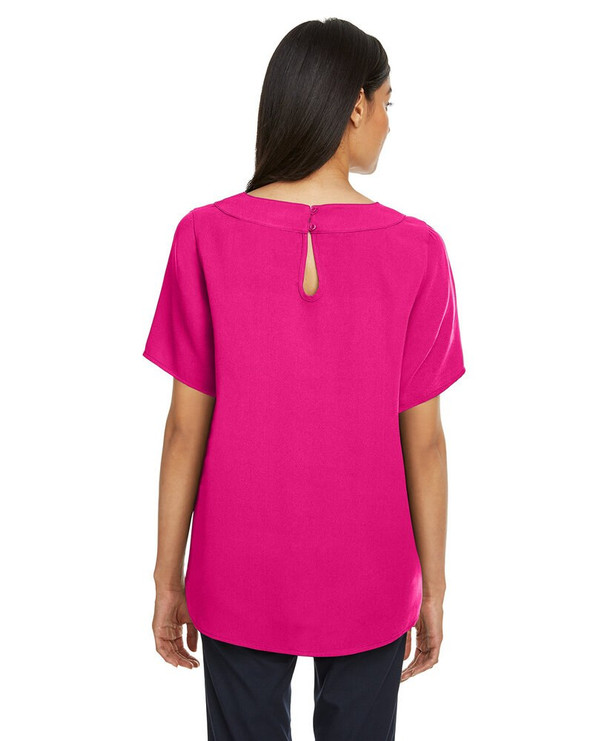 Devon & Jones DP613W - Blusa de cuello barco para mujer Perfect Fit