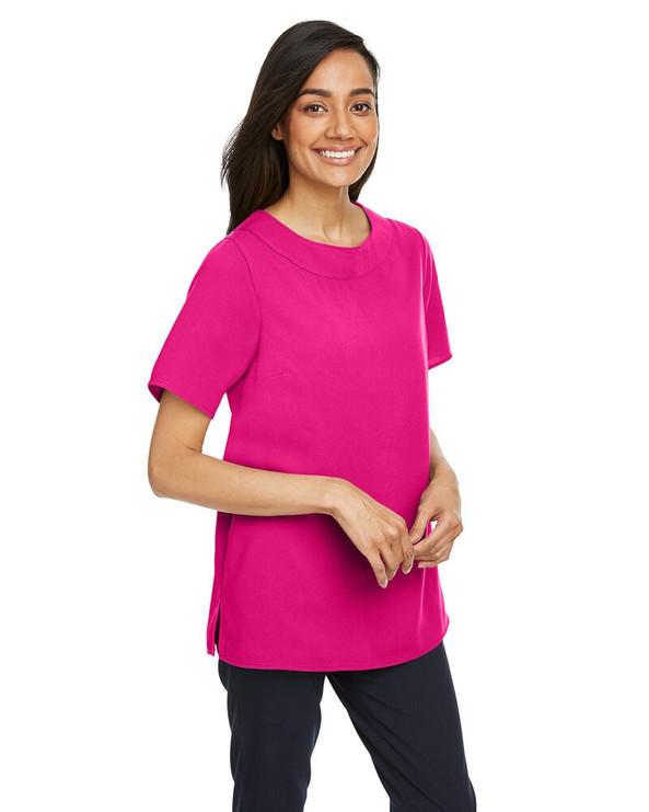 Devon & Jones DP613W - Blusa de cuello barco para mujer Perfect Fit