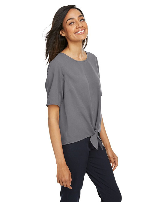 Devon & Jones DP617W - Blusa Perfect Fit Tie-Front