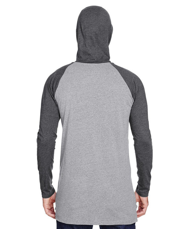 LAT 6917 - Camiseta de manga larga de punto fino con capucha y raglán para hombre