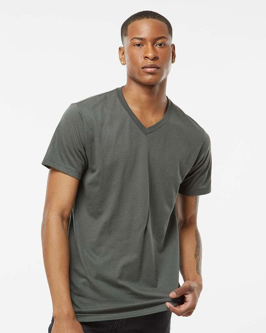 Tultex 207 - Camiseta de cuello en V Poly-Rich