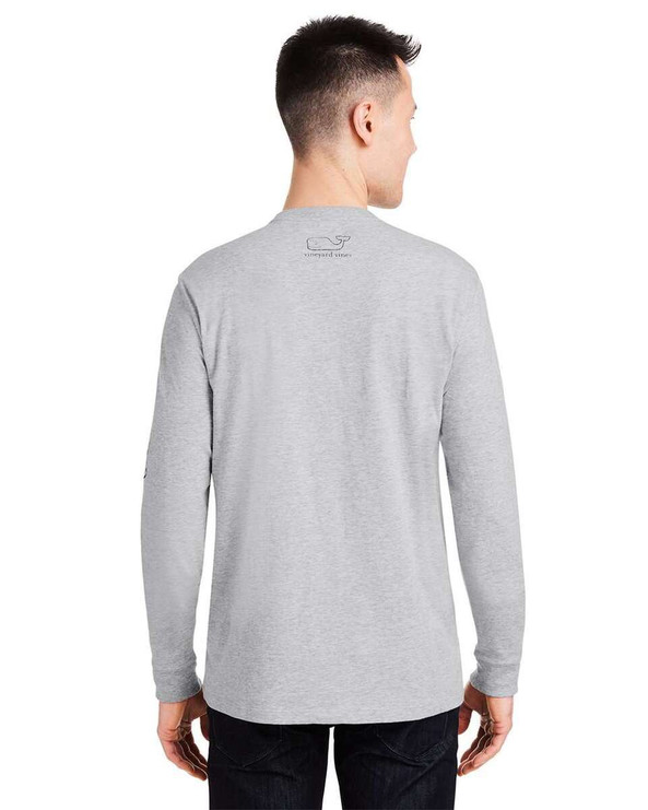 vineyard vines V021214 - Camiseta de manga larga con bolsillo