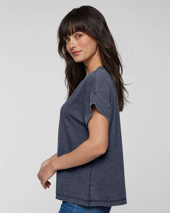LAT 3502 - Camiseta relaxed vintage wash para mujer