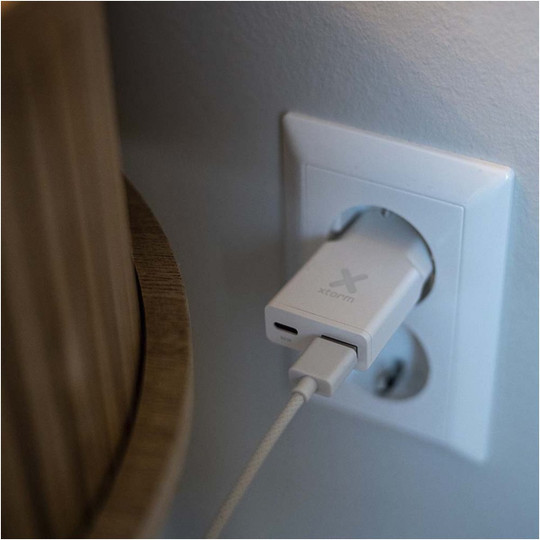 Xtorm 124474 - XG2SL033 Go2 SlimLine 33W charger