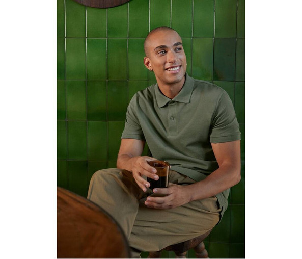 B&C BCU426 - Men's 210 poloshirt