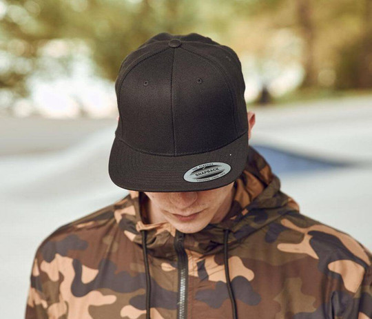 FLEXFIT FX6308 - CAPPELLINO DA RAGAZZO IN TESSUTO TWILL CON CHIUSURA A SNAP STILE PRO