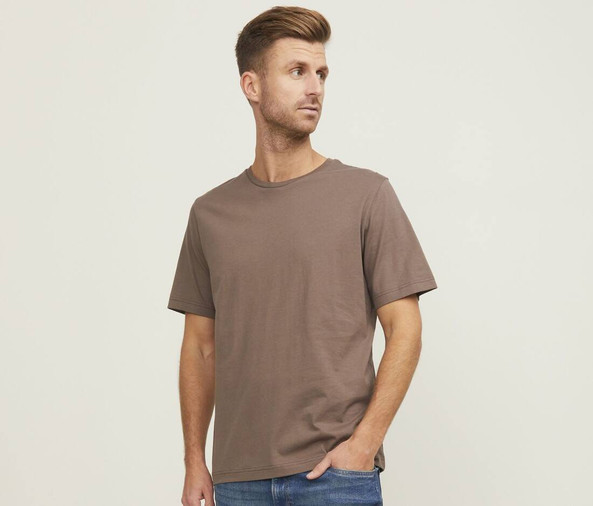 Produkt JACK & JONES JJ7526 - BLANKE KLASSIEKE UNISEKSE T-SHIRT SS