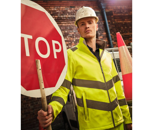 REGATTA RGA712 - HI-VIS PRO CONTRACT ABLAZE 2 LAYER SOFTSHELL JACKET (CLASS 3)