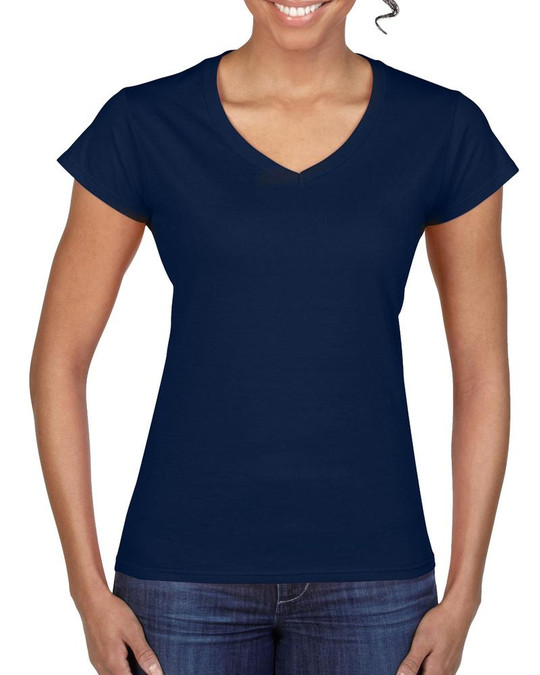 Gildan G64VL - T-shirt à col en V ajusté pour jeunes femmes Softstyle® 4,5 oz.