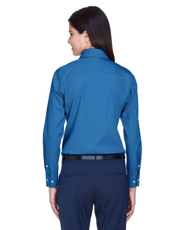 Devon & Jones D630W - Ladies Crown Collection Solid Oxford