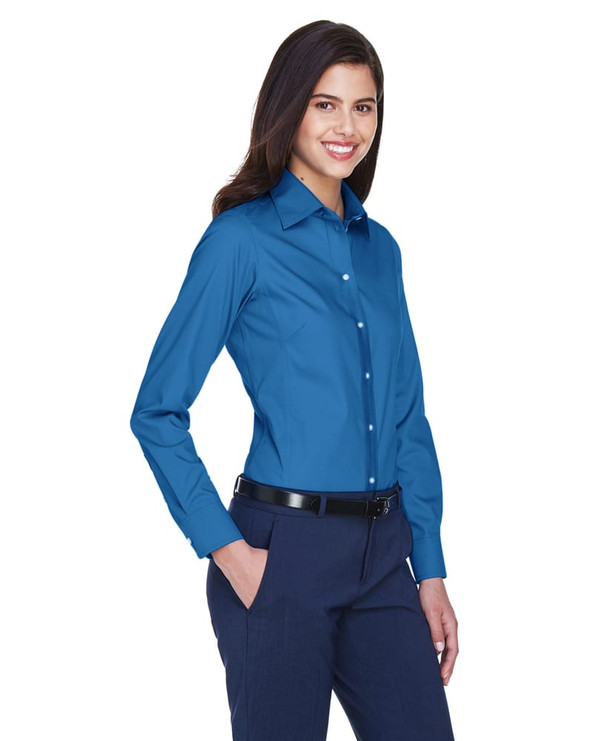 Devon & Jones D630W - Ladies Crown Collection Solid Oxford