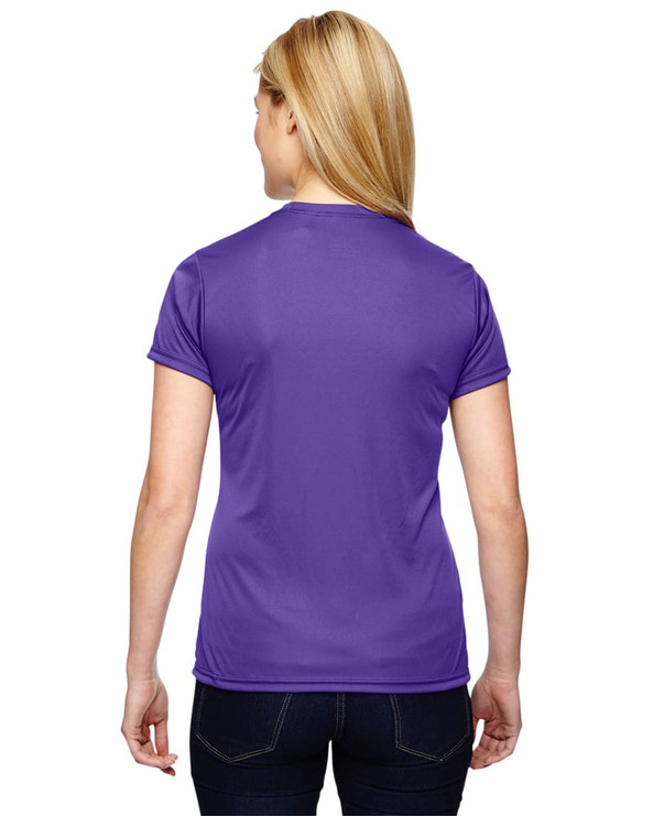 A4 NW3201 - Remera de cuello redondo de alto rendimiento para mujeres