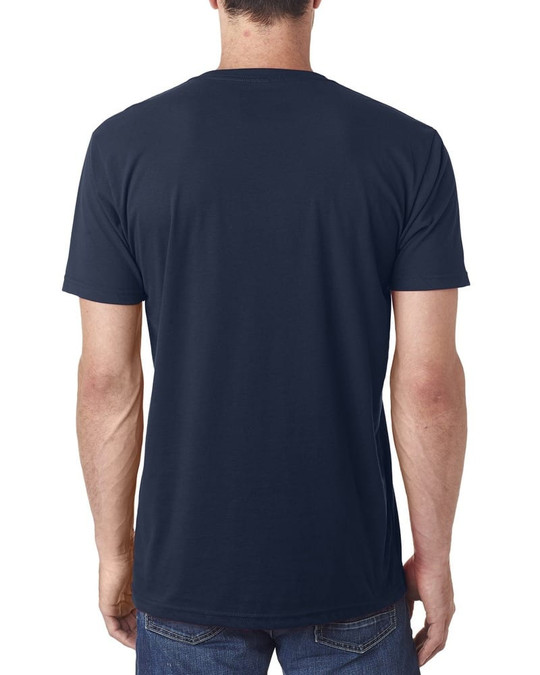 Next Level 6440 - T-shirt à col en V ajusté en suédé pour hommes Premium