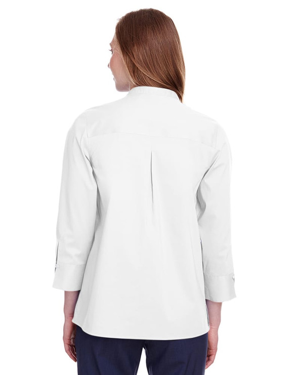 Devon & Jones DG560W - Ladies Crown  Collection Stretch Broadcloth 3/4 Sleeve Blouse