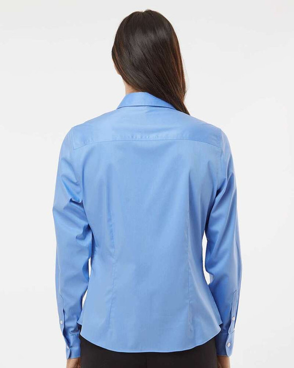 Van Heusen 13V0479 - Women's Ultra Wrinkle Free Shirt
