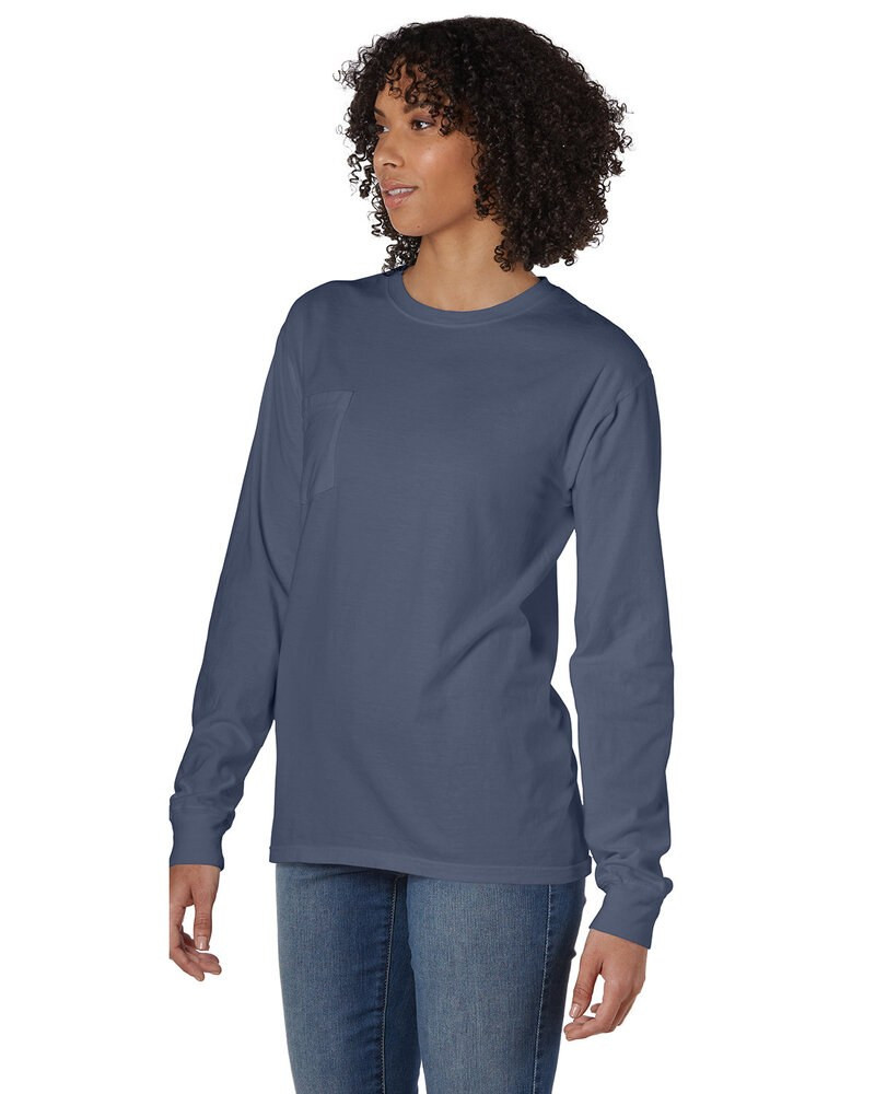ComfortWash by Hanes GDH250 - Camiseta unisex de manga larga teñida en prenda con bolsillo