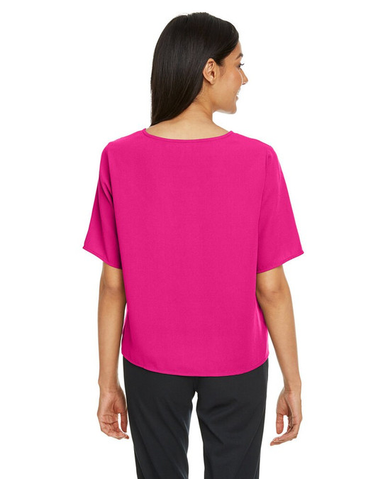Devon & Jones DP617W - Blusa Perfect Fit con Lazo para Damas