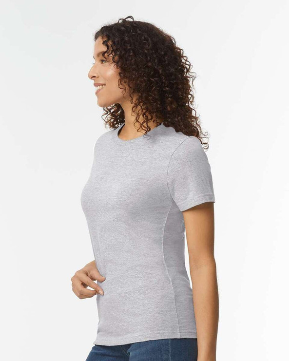 Gildan 65000L - Camiseta Softstyle® Midweight para mujer