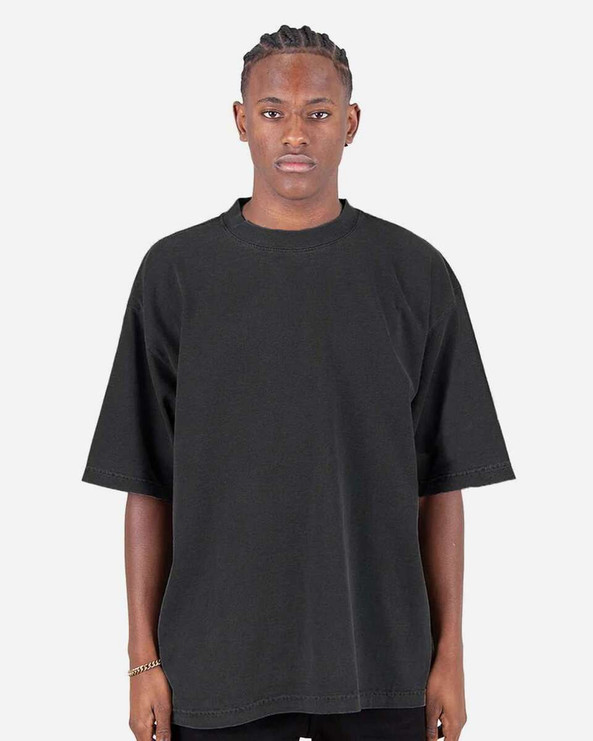Shaka Wear SHGDD - Camiseta con hombros caídos teñida en prenda