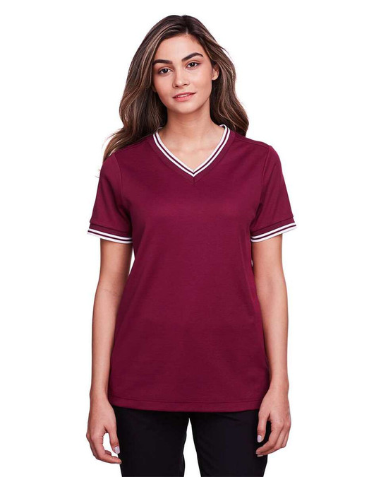 Devon & Jones DG20CW - CrownLux Performance® Top de Cuello en V con Trenzado y Ribete para Damas