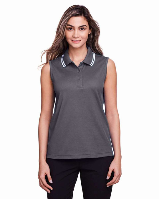 Devon & Jones DG20SW - CrownLux Performance® Polo sin mangas con ribete trenzado para damas