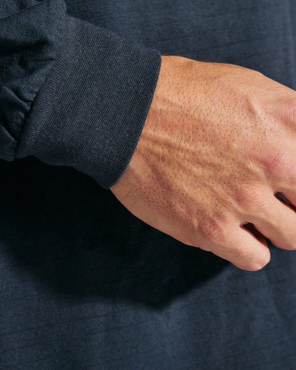 Roly FR9401 - DEFENDER Flame-retardant long-sleeved t-shirt in plain knit