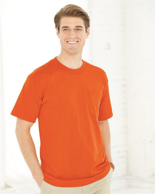 Bayside 1725 - Camiseta de manga corta 50/50 con bolsillo, hecha en USA