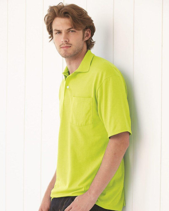 Jerzees 436MPR - Camiseta Deportiva SpotShield™ 50/50 con Bolsillo