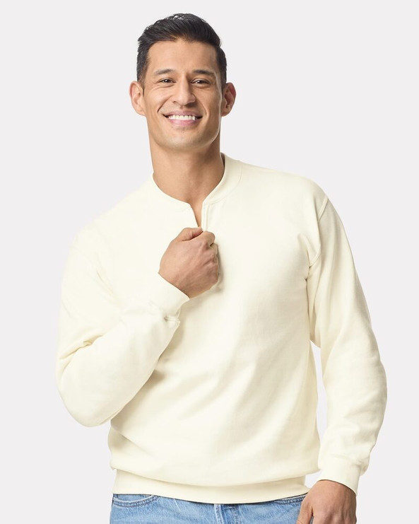 Gildan SF008 - Softstyle® Midweight 1/4 Zip Sweatshirt