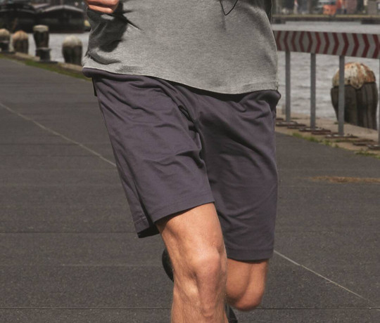 B&C BC202 - Baumwollshorts für Herren