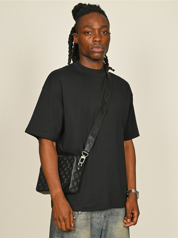 Casual Classics CRBT520 - Casual Ringspun Combed 240 Oversize Extended Neck Interlock T