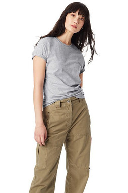 Hanes SL04 - Camiseta Femenina Hanes® Nano-T de Algodón Suave