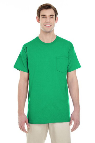 Gildan G5300 - Remera HeavyCotton con bolsillo para adulto