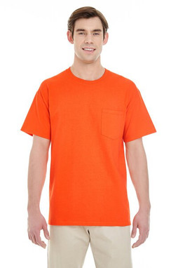 Gildan G5300 - Remera HeavyCotton con bolsillo para adulto