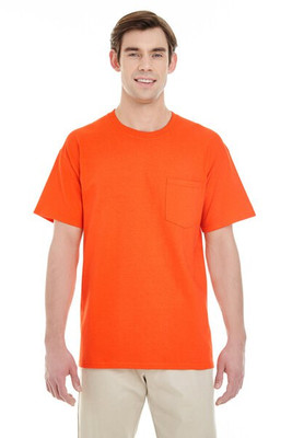 Gildan G5300 - Remera HeavyCotton con bolsillo para adulto