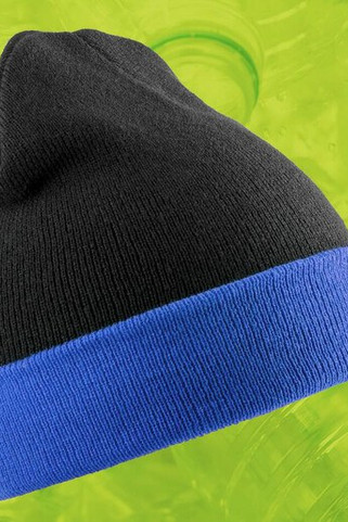 Result RC930X - Recycled acrylic beanie with contrast flap
