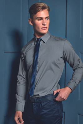 Premier Workwear PR204 - Men's Fitted Long Sleeve Formal Poplin Shirt