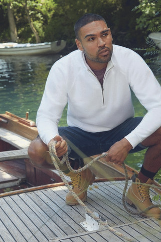 Fruit of the Loom 62-032-0 - Premium Cotton Blend Zip Neck Raglan Sweatshirt