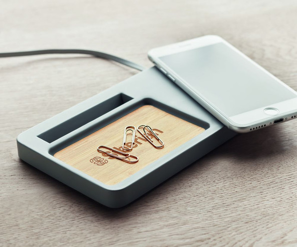 GiftRetail MO9917 - VIANA DESK Eco-Friendly Bamboo Wireless Charging Desk Organizer
