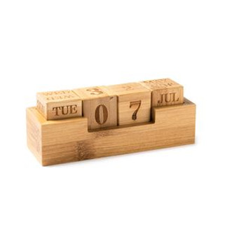 MEDUS Věčný stolní kalendář z bambusu tvořený jedním stojánkem a čtyřmi vyrytými bloky - EgotierPro CN1002