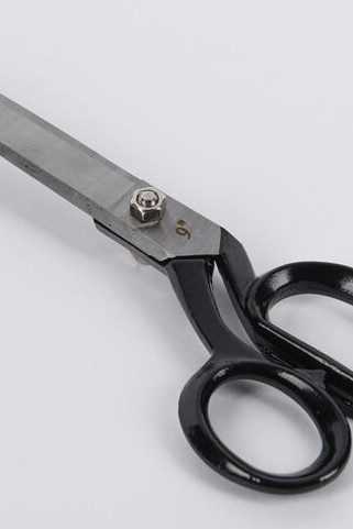 Madeira MXCP19 - Professional 9-Inch Tailors Shears with Large Handle