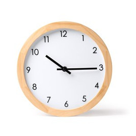 Stamina RJ1375 - KARPE Horloge murale en bambou au design vintage avec chiffres et aiguilles noirs