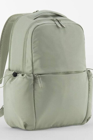 QUADRA QD306S - Eco-Friendly Versatile Laptop Backpack with Luggage Strap